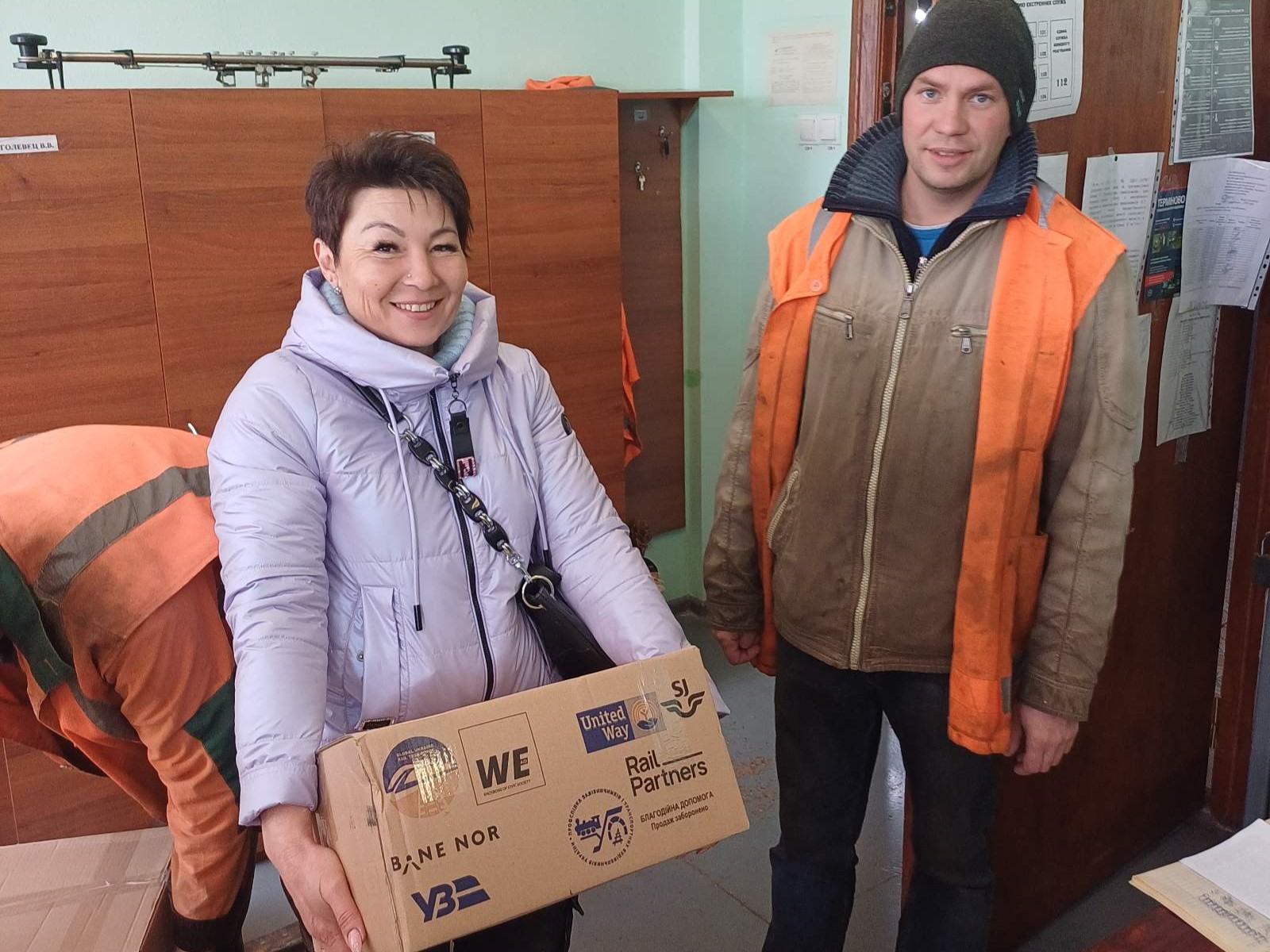 Ukrainian Railway workers receive food packages funded by Rail Partners with Ukraine